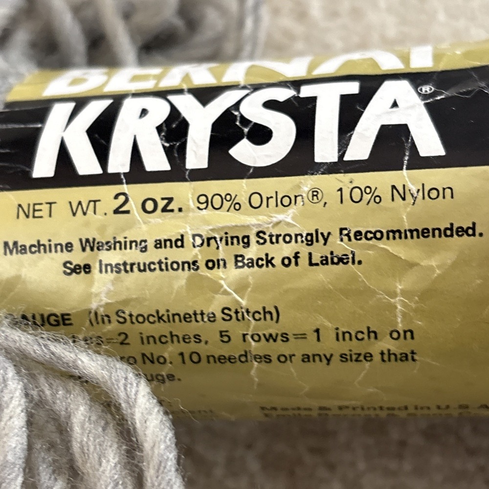 Bernat Krysta Yarn Birch Gray 1 Skein 2 oz Orlon Nylon - Picture 5 of 5